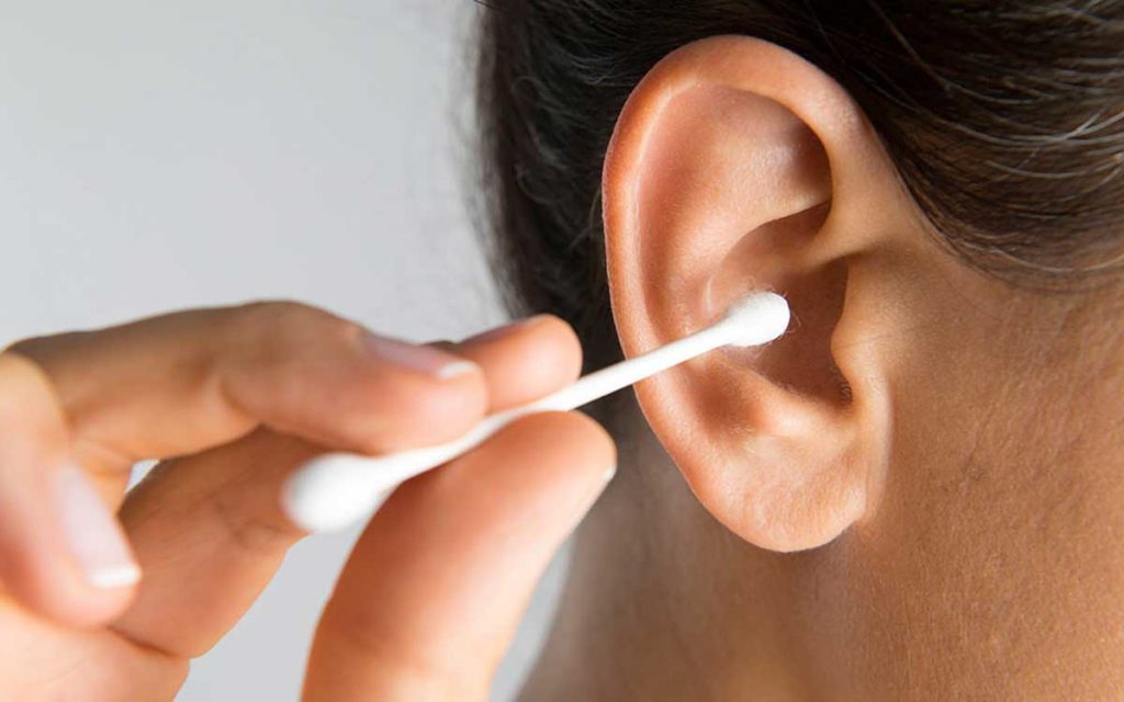 Never Ever Do This To Clean Earwax Helping Me Hear