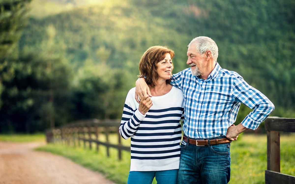 Happy couple with their Tinnitus and hearing loss being treated.