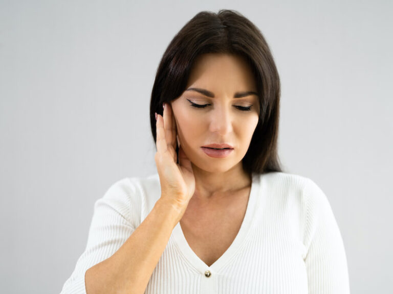 I Can Hear a Heartbeat in My Ear Is It Pulsatile Tinnitus? Helping